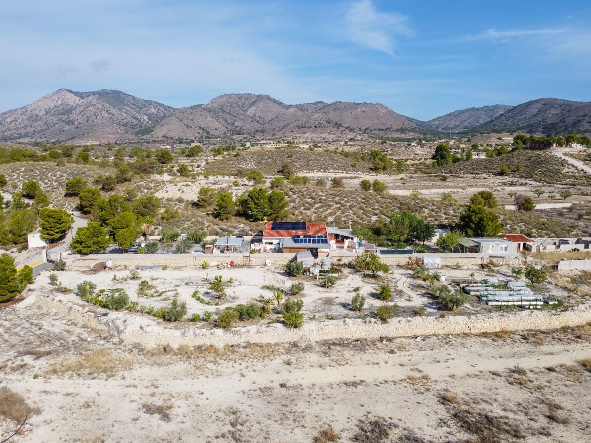 5 slaapkamer Finca/Landhuis te koop in Macisvenda met zwembad - € 285.000 (Ref: 9312068)