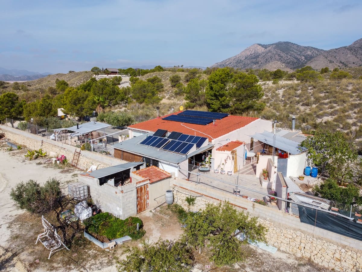 5 slaapkamer Finca/Landhuis te koop in Macisvenda met zwembad - € 285.000 (Ref: 9312068)