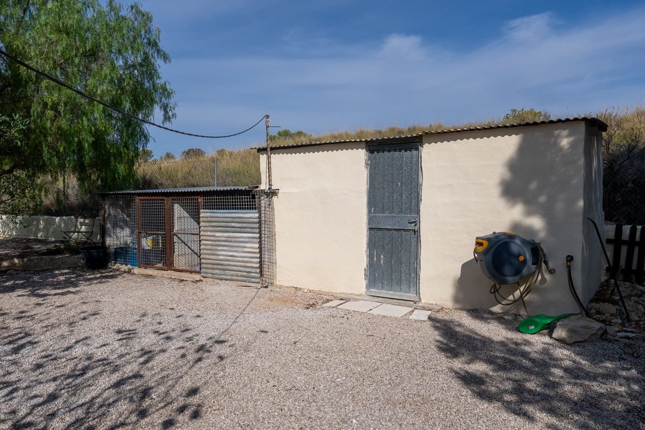5 bedroom Finca/Country House for sale in Macisvenda with pool - € 285,000 (Ref: 9312068)