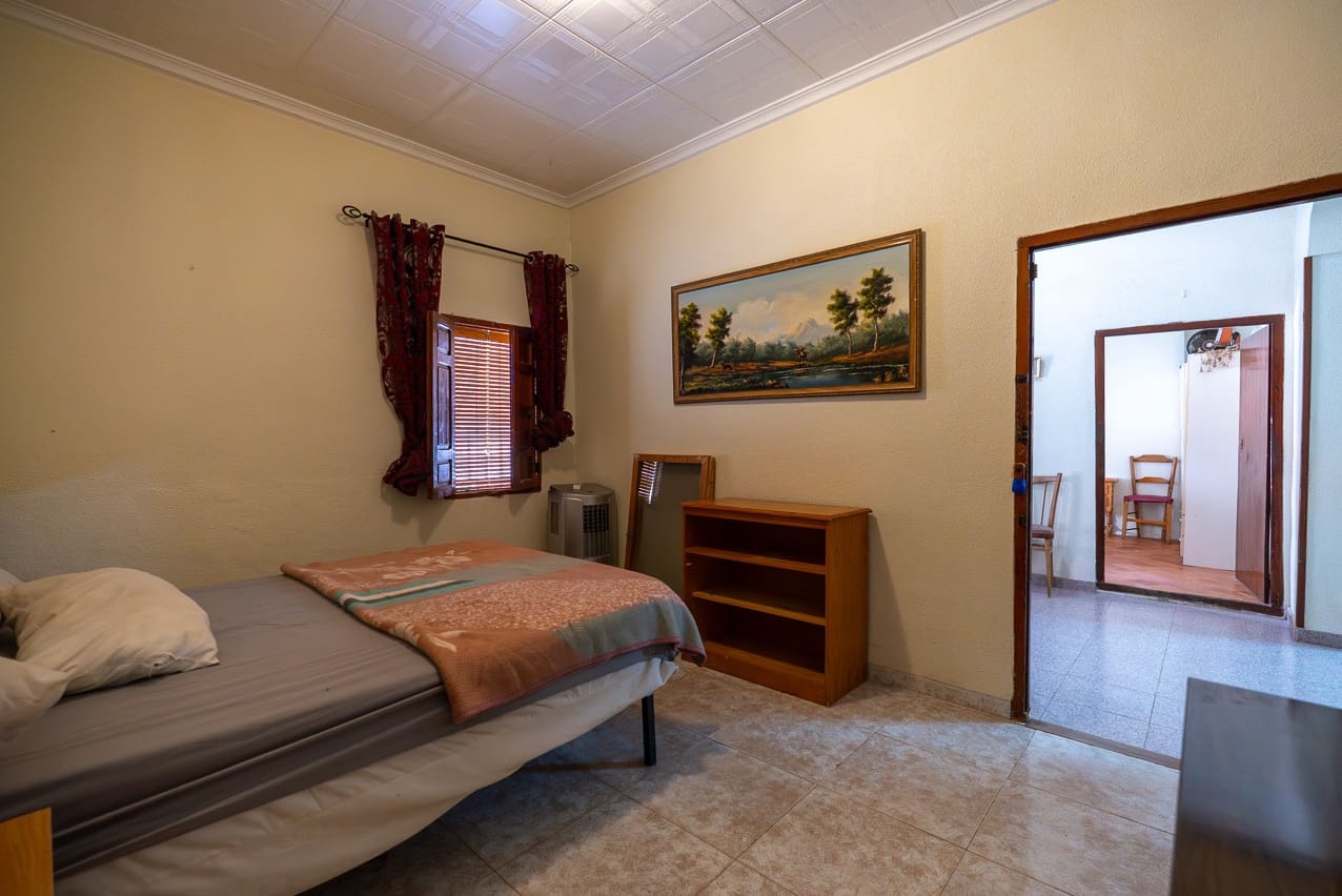 3 soverom Hus til salgs i Pinoso med svømmebasseng - € 110 000 (Ref: 9319966)