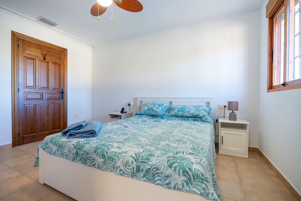 3 quarto Moradia para venda em Jumilla com piscina - 225 000 € (Ref: 9370351)