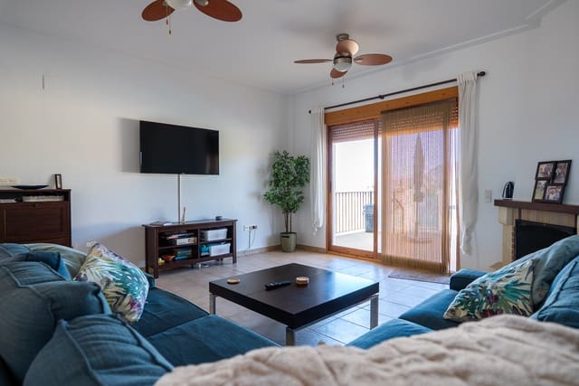 3 quarto Moradia para venda em Jumilla com piscina - 225 000 € (Ref: 9370351)