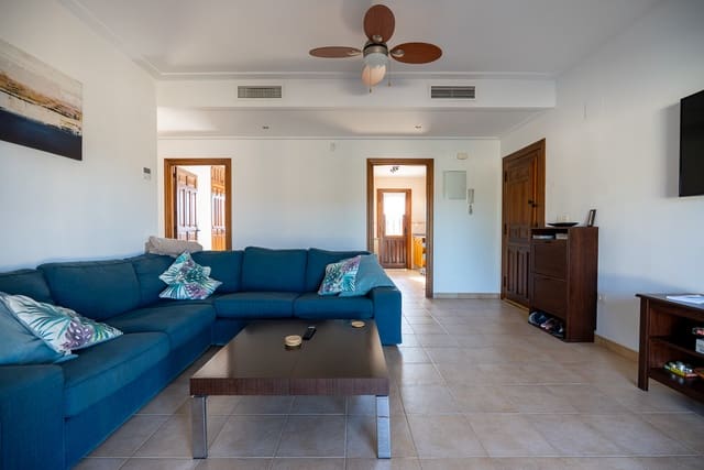 3 quarto Moradia para venda em Jumilla com piscina - 225 000 € (Ref: 9370351)