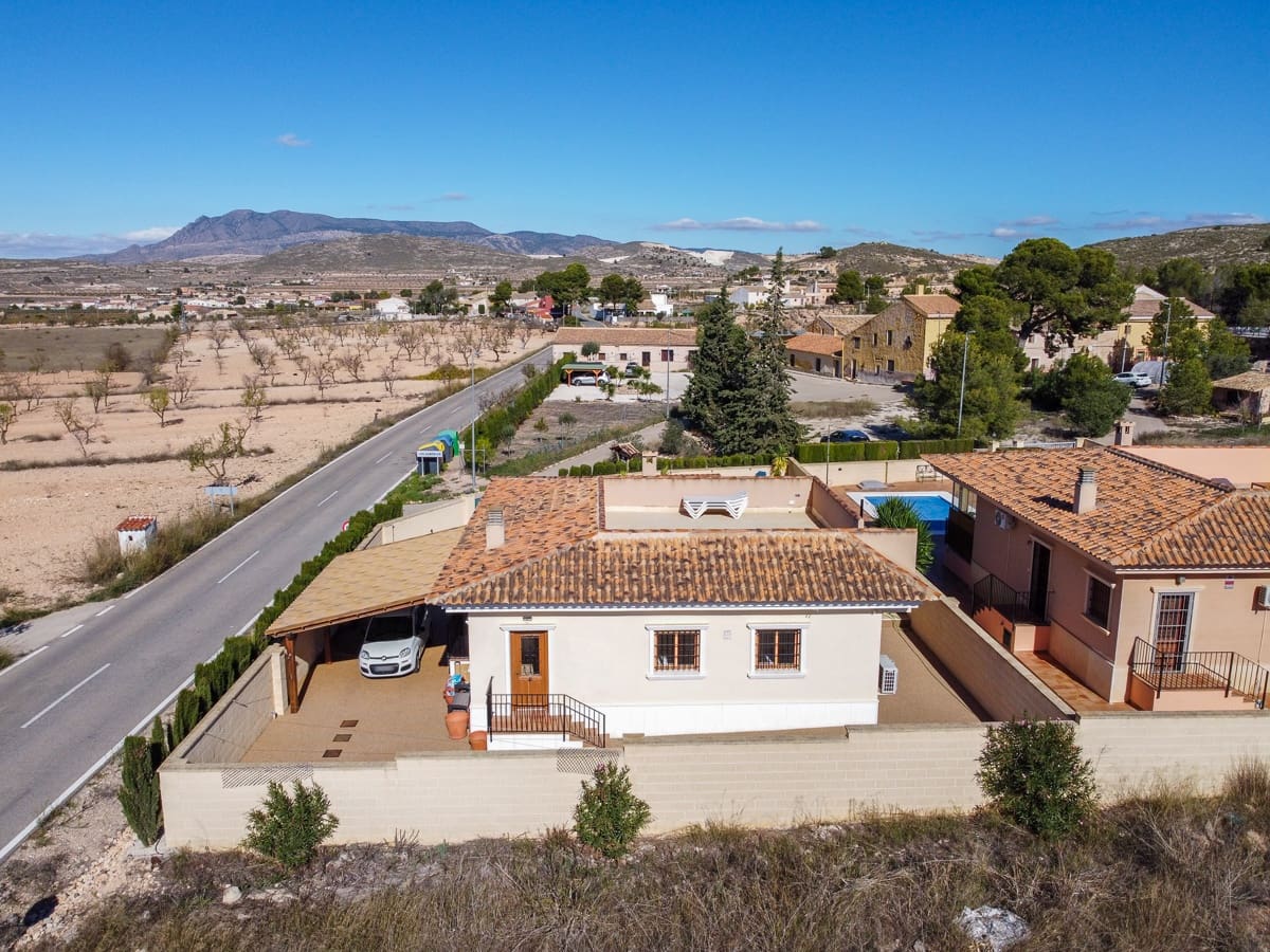 3 quarto Moradia para venda em Jumilla com piscina - 225 000 € (Ref: 9370351)