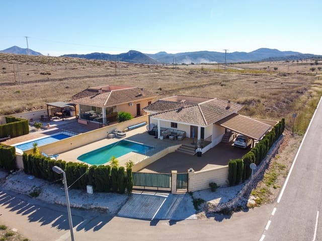 3 quarto Moradia para venda em Jumilla com piscina - 225 000 € (Ref: 9370351)