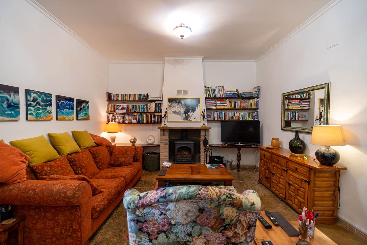 4 soverom Hus til salgs i Pinoso med svømmebasseng - € 275 000 (Ref: 9372342)