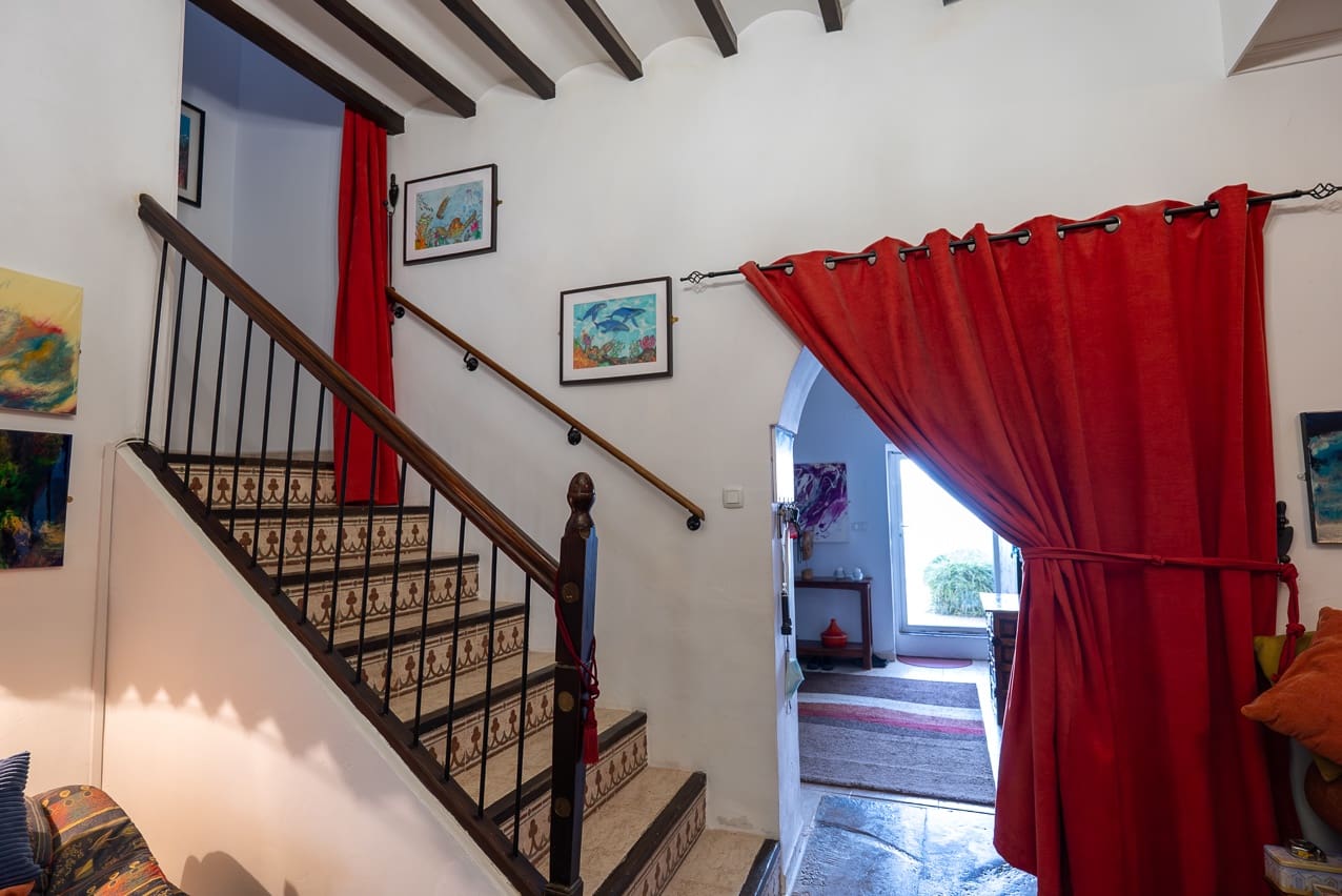 4 soverom Hus til salgs i Pinoso med svømmebasseng - € 275 000 (Ref: 9372342)