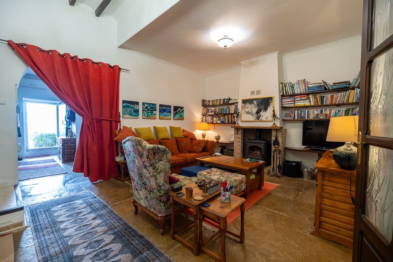 4 soverom Hus til salgs i Pinoso med svømmebasseng - € 275 000 (Ref: 9372342)