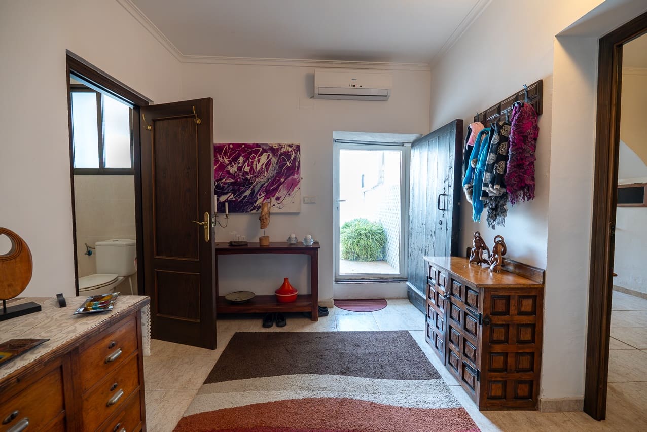 4 soverom Hus til salgs i Pinoso med svømmebasseng - € 275 000 (Ref: 9372342)