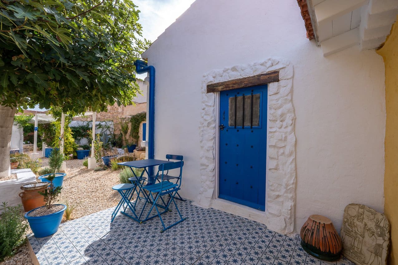4 bedroom Townhouse for sale in Chinorlet / Xinorlet with pool - € 275,000 (Ref: 9372342)