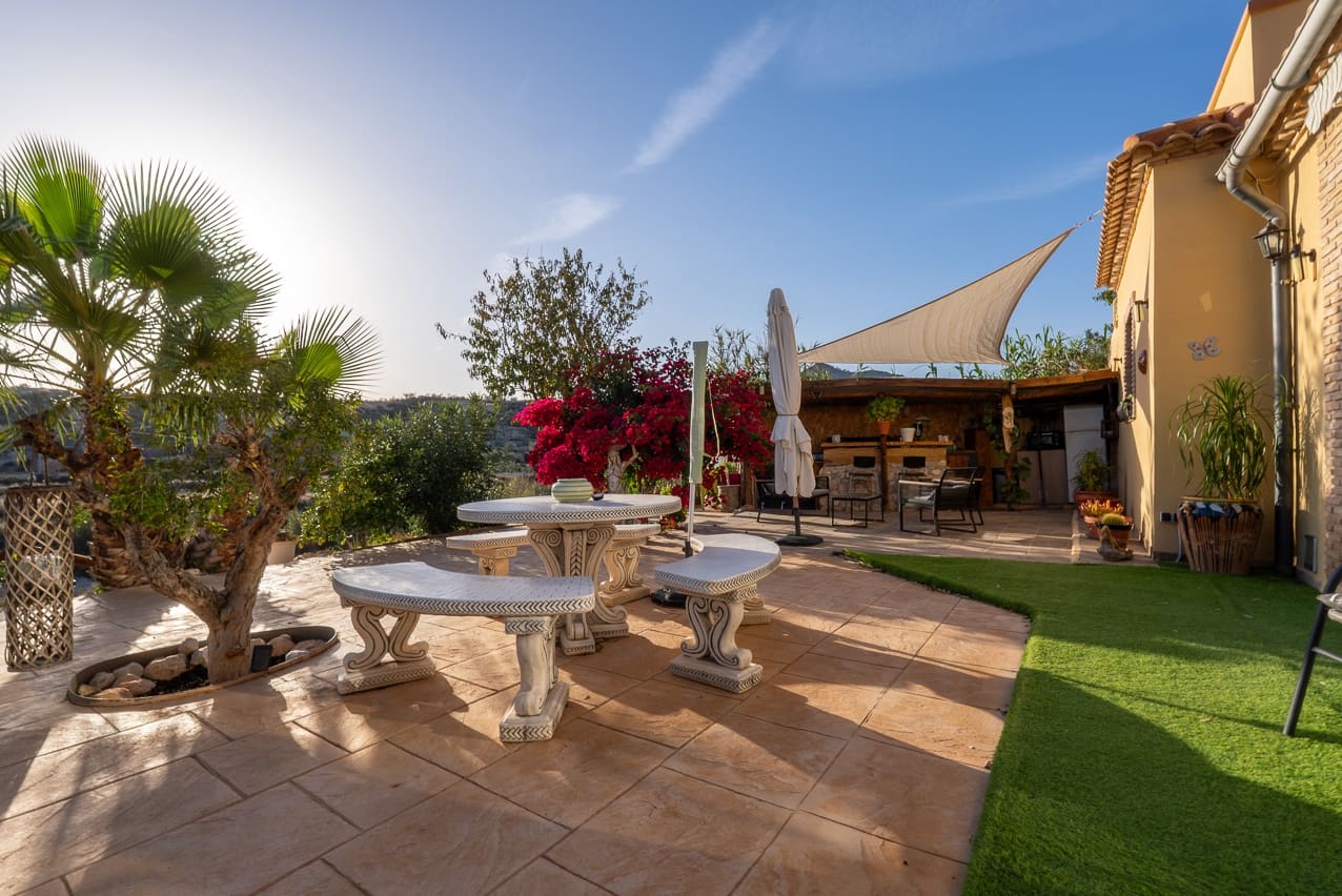 4 chambre Finca/Maison de Campagne à vendre à Abanilla avec piscine - 272 000 € (Ref: 9406922)