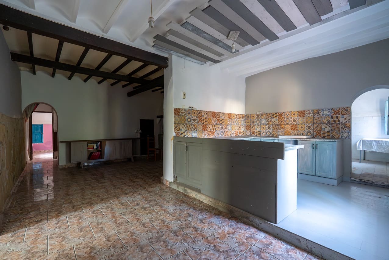 8 soveværelse Finca/Landehus til salg i Monovar / Monover med swimmingpool - € 156.000 (Ref: 9409844)