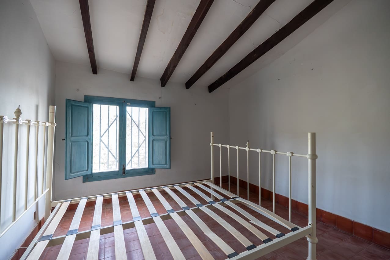 8 soveværelse Finca/Landehus til salg i Monovar / Monover med swimmingpool - € 156.000 (Ref: 9409844)