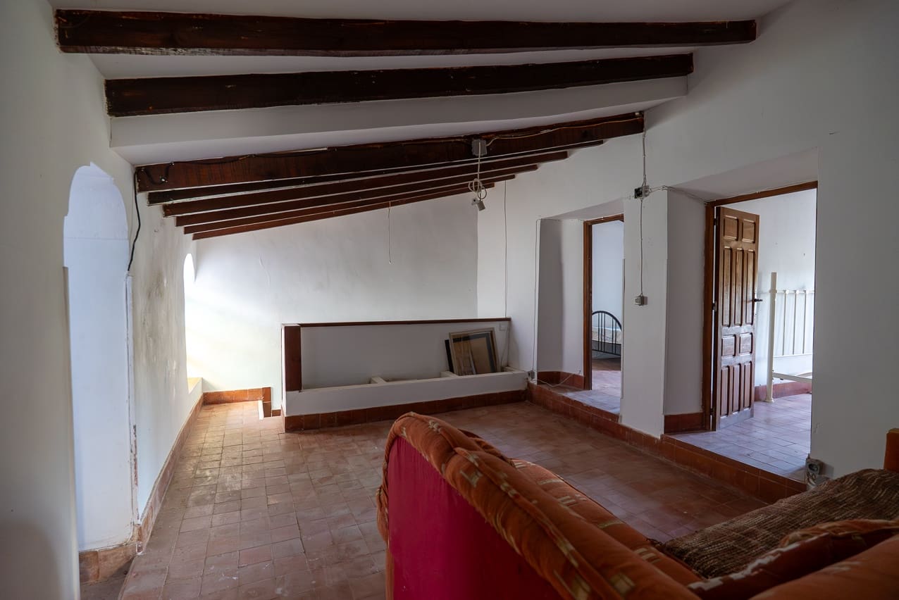 8 soveværelse Finca/Landehus til salg i Monovar / Monover med swimmingpool - € 156.000 (Ref: 9409844)