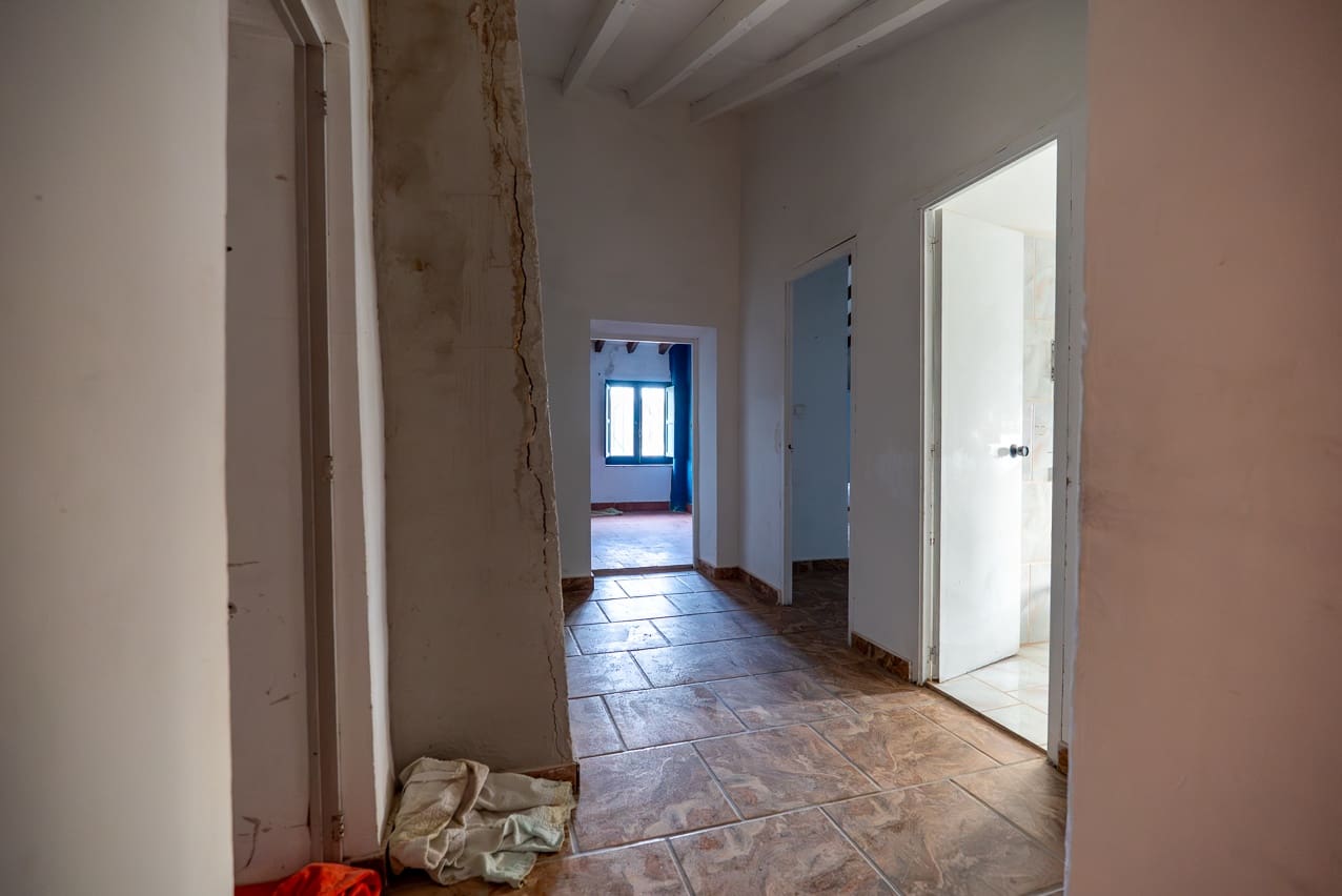 8 soveværelse Finca/Landehus til salg i Monovar / Monover med swimmingpool - € 156.000 (Ref: 9409844)