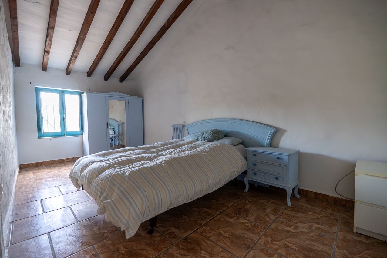 8 soveværelse Finca/Landehus til salg i Monovar / Monover med swimmingpool - € 156.000 (Ref: 9409844)