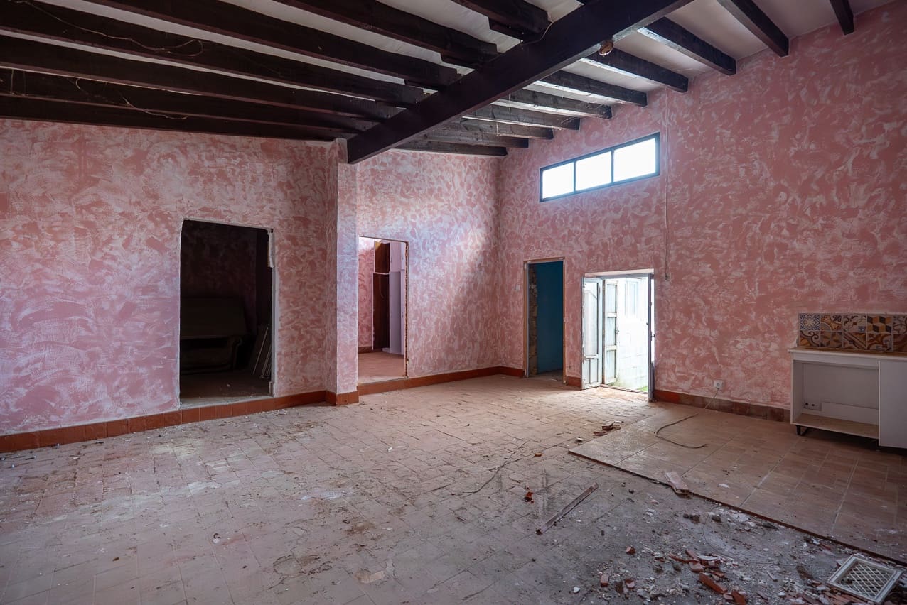 8 soveværelse Finca/Landehus til salg i Monovar / Monover med swimmingpool - € 156.000 (Ref: 9409844)