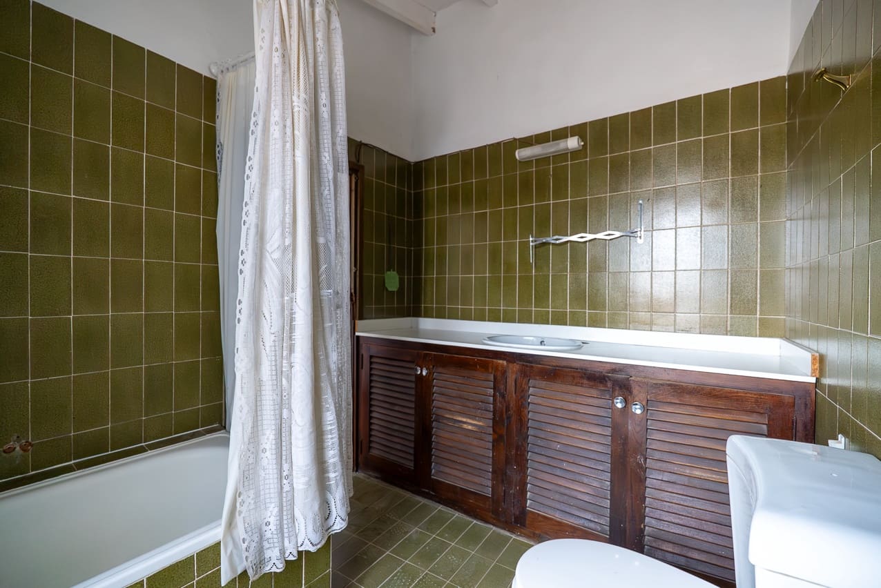 8 soveværelse Finca/Landehus til salg i Monovar / Monover med swimmingpool - € 156.000 (Ref: 9409844)