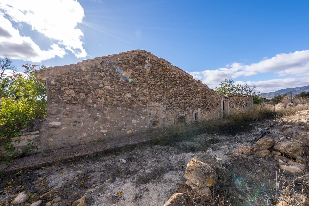 8 soveværelse Finca/Landehus til salg i Monovar / Monover med swimmingpool - € 156.000 (Ref: 9409844)