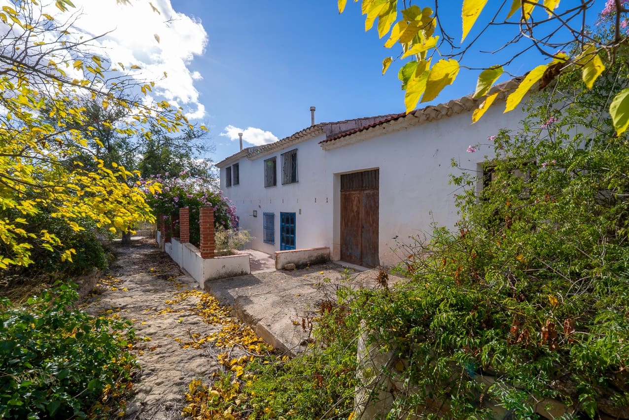 8 soveværelse Finca/Landehus til salg i Monovar / Monover med swimmingpool - € 156.000 (Ref: 9409844)