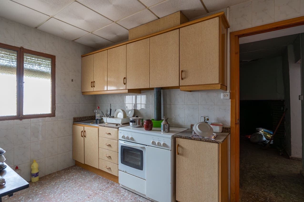 5 sovrum Finca/Hus på landet till salu i Yecla med pool - 95 000 € (Ref: 9428195)