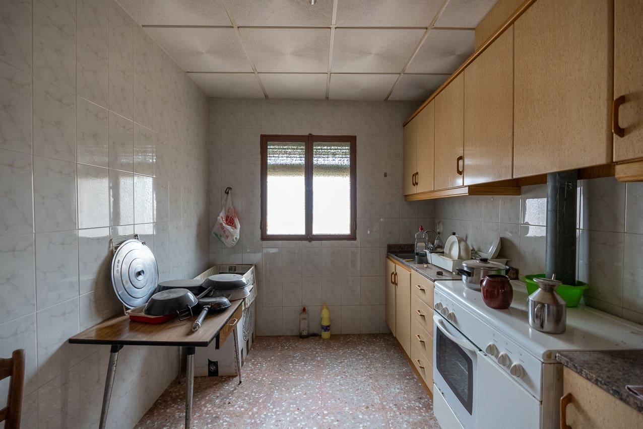 5 sovrum Finca/Hus på landet till salu i Yecla med pool - 95 000 € (Ref: 9428195)