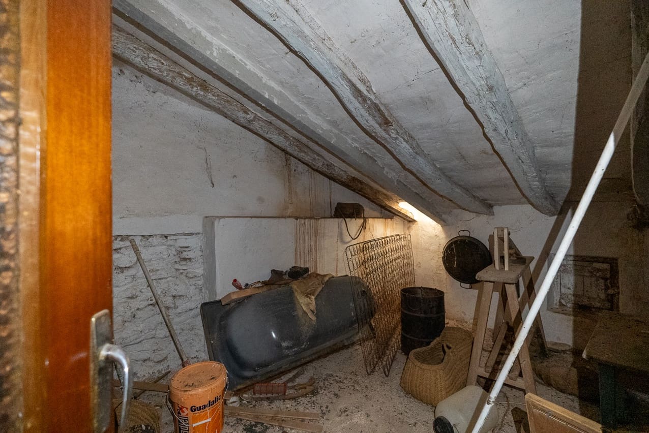 5 sovrum Finca/Hus på landet till salu i Yecla med pool - 95 000 € (Ref: 9428195)