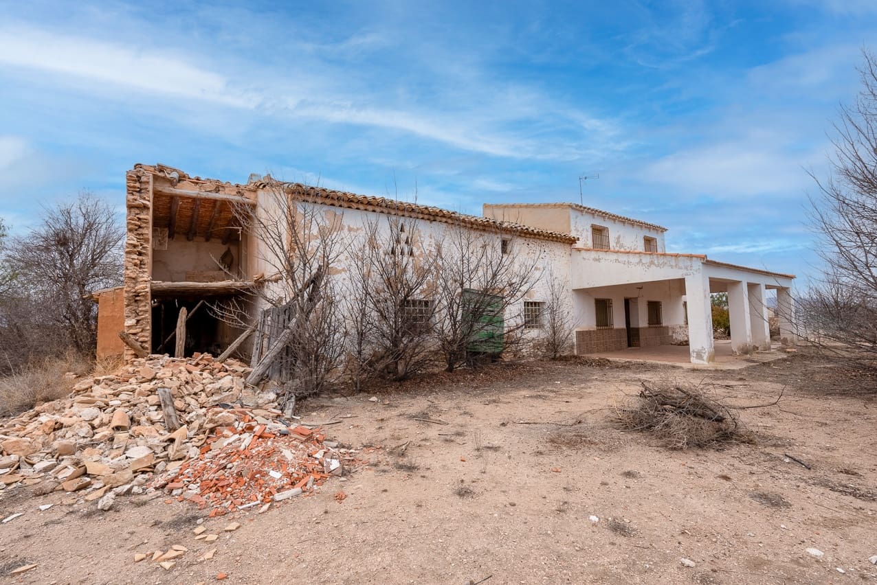 5 sovrum Finca/Hus på landet till salu i Yecla med pool - 95 000 € (Ref: 9428195)