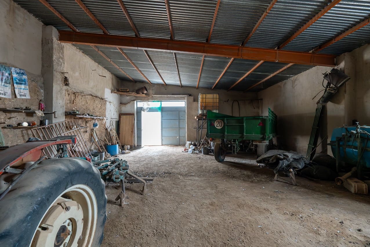 5 sovrum Finca/Hus på landet till salu i Yecla med pool - 95 000 € (Ref: 9428195)