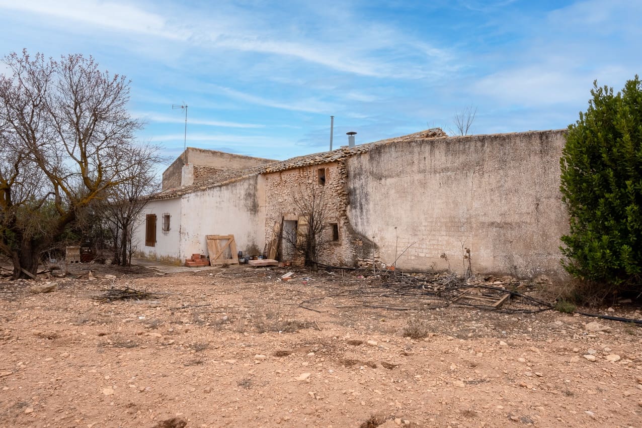 5 sovrum Finca/Hus på landet till salu i Yecla med pool - 95 000 € (Ref: 9428195)