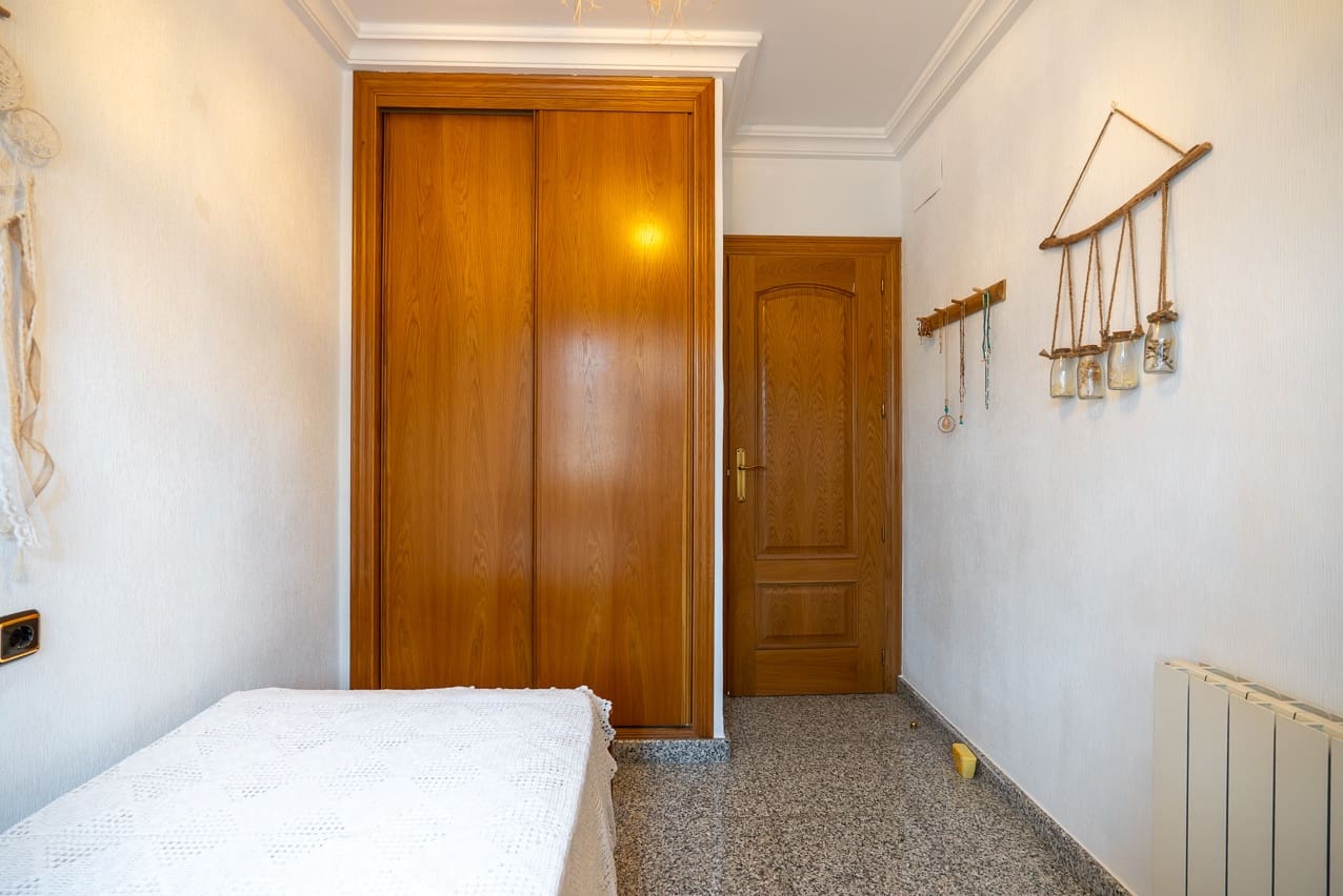 4 bedroom Villa for sale in Novelda with pool - € 320,000 (Ref: 9470043)