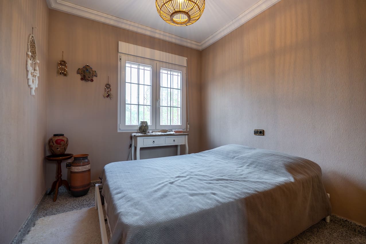 4 bedroom Villa for sale in Novelda with pool - € 320,000 (Ref: 9470043)