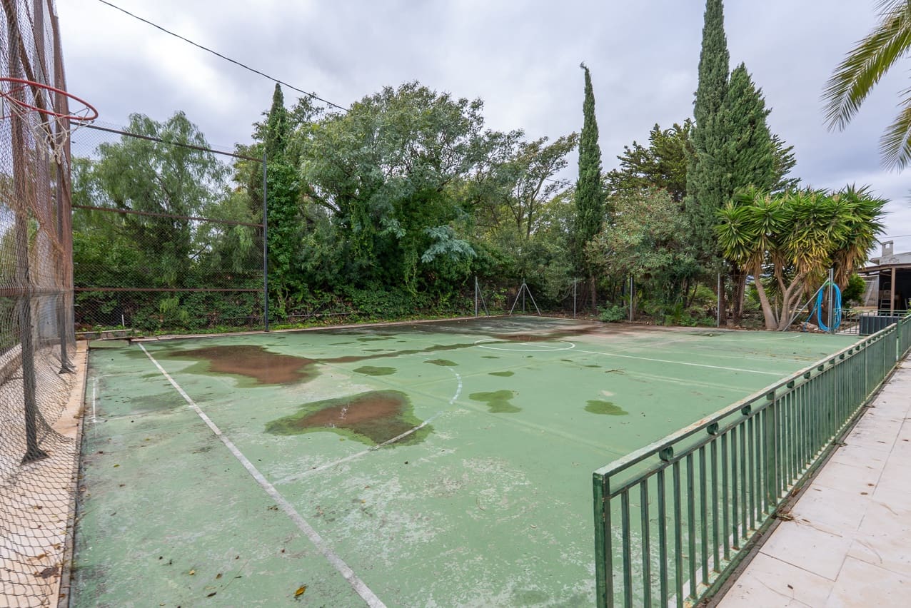 4 bedroom Villa for sale in Novelda with pool - € 320,000 (Ref: 9470043)