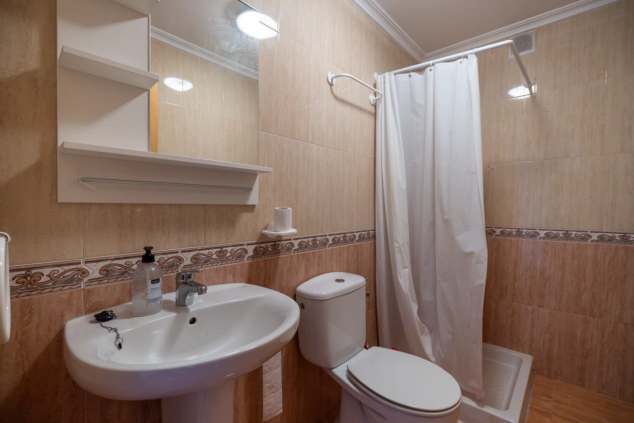 2 Zimmer Apartment zu verkaufen in Pinoso mit Pool - 135.000 € (Ref: 9516548)