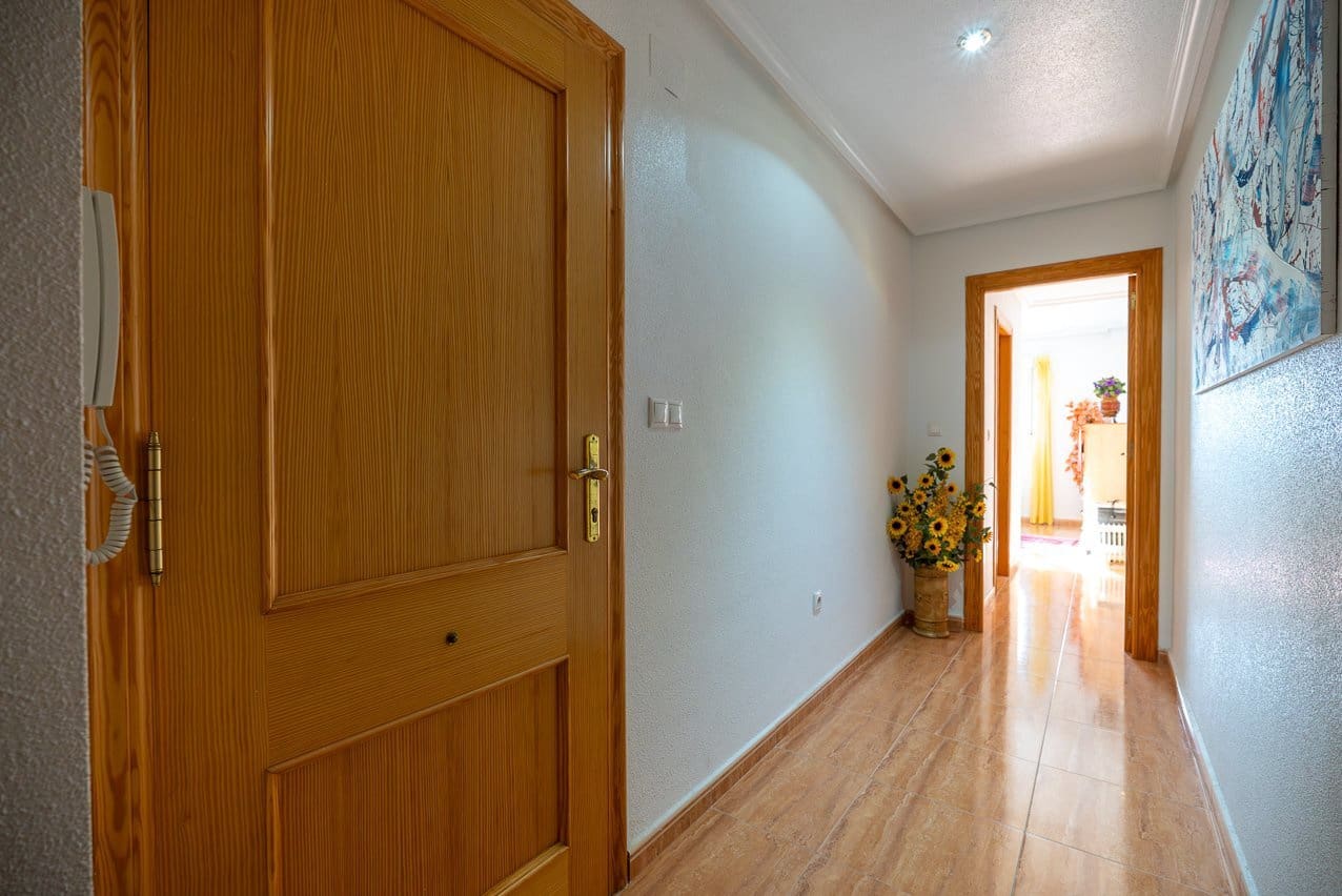 2 Zimmer Apartment zu verkaufen in Pinoso mit Pool - 135.000 € (Ref: 9516548)