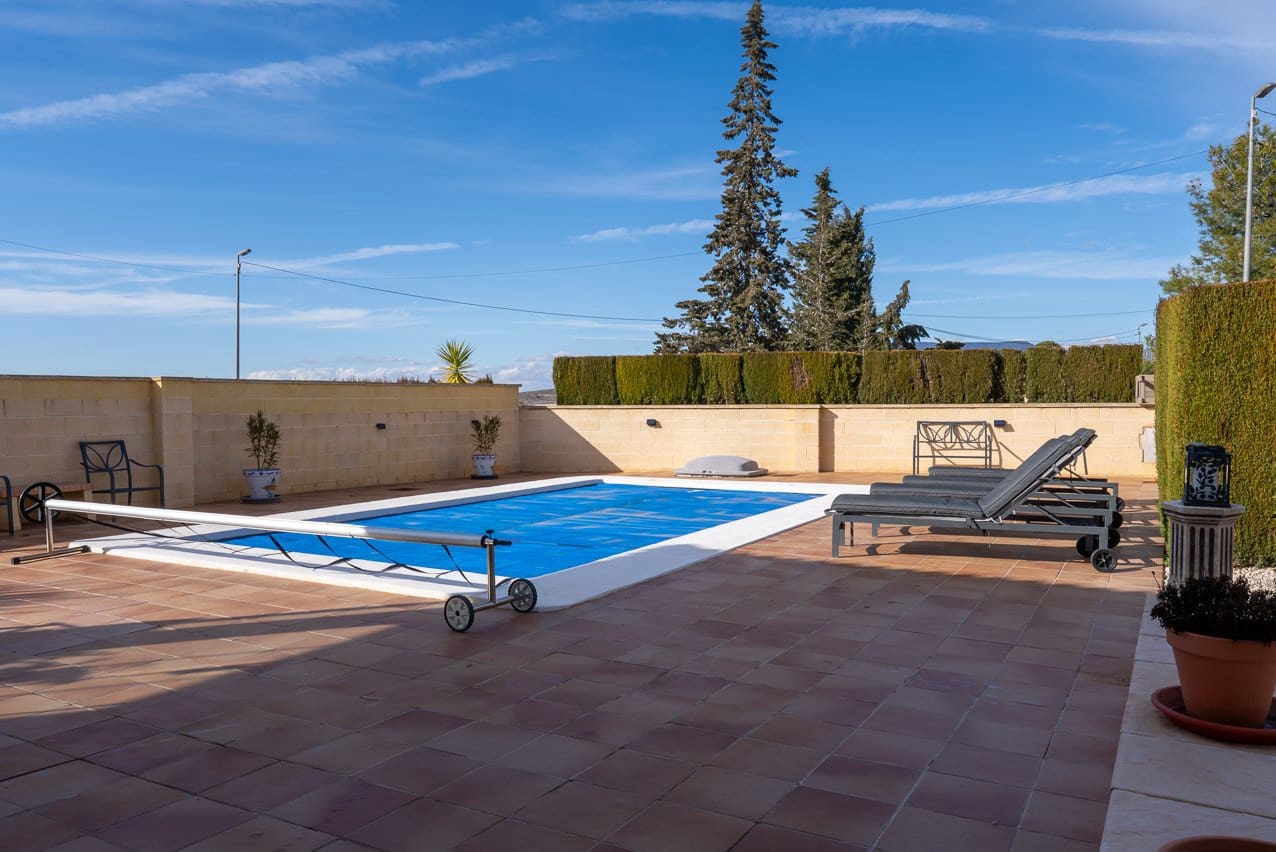 3 quarto Moradia para venda em Jumilla com piscina - 259 995 € (Ref: 9521840)