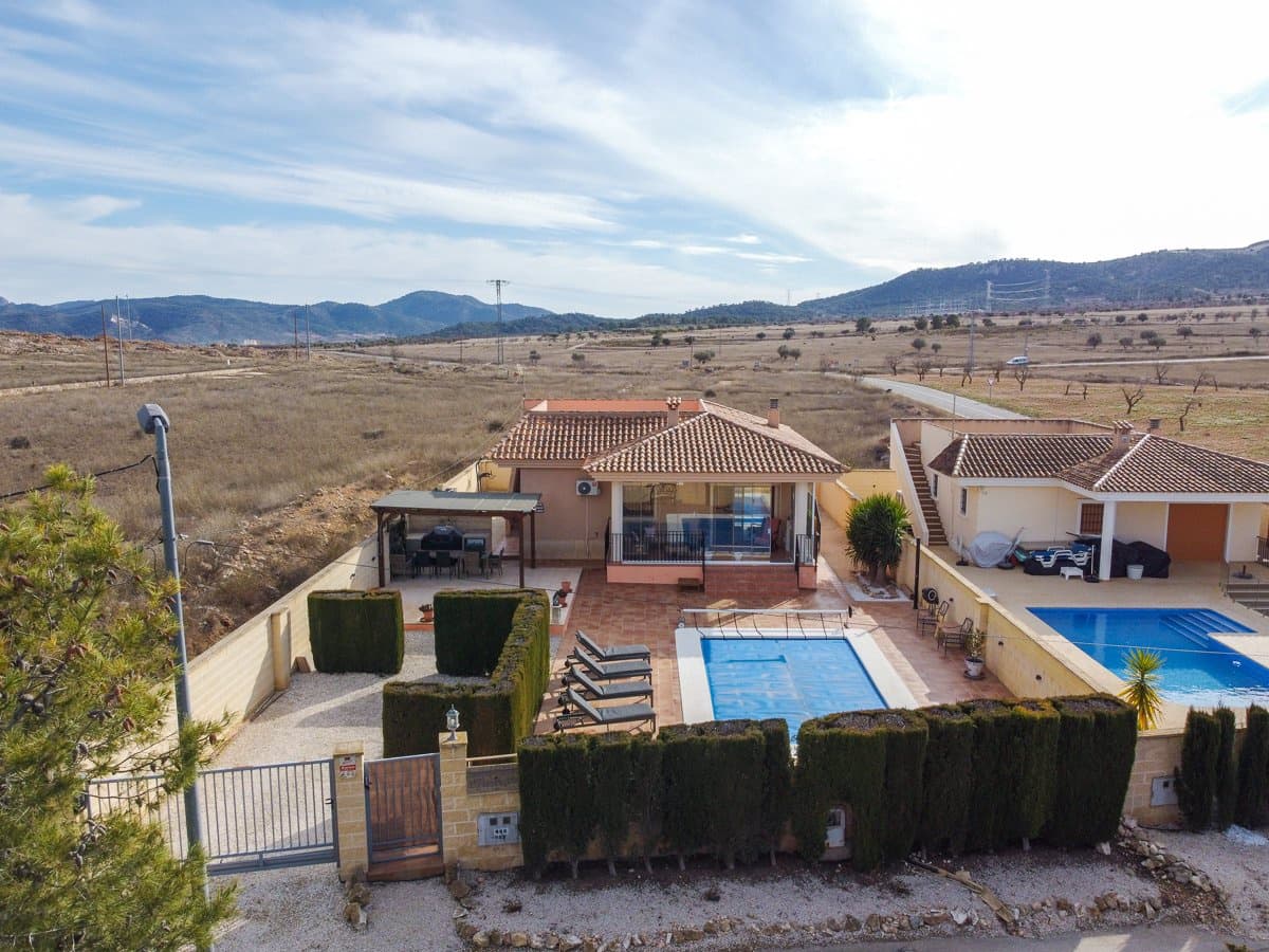 3 quarto Moradia para venda em Jumilla com piscina - 259 995 € (Ref: 9521840)