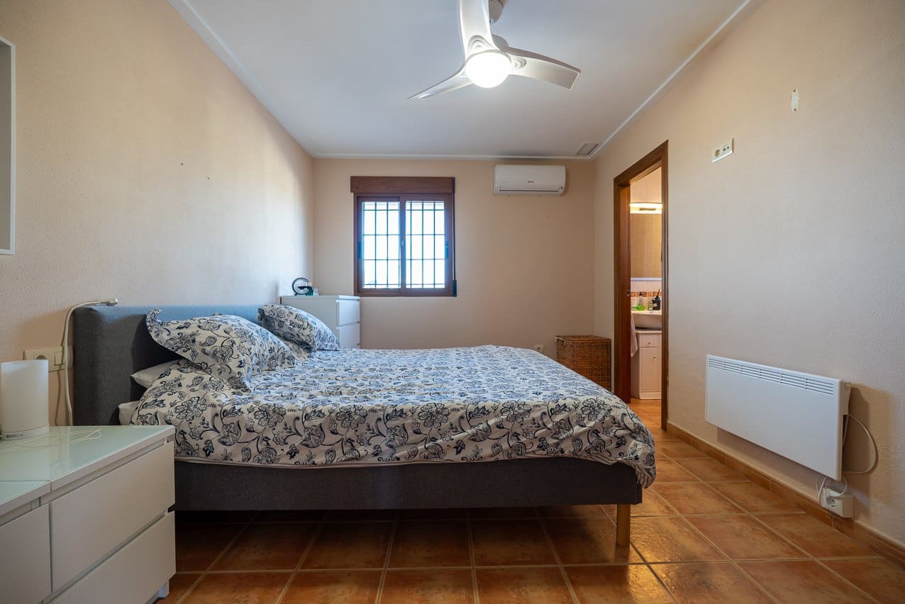 3 quarto Moradia para venda em Jumilla com piscina - 259 995 € (Ref: 9521840)