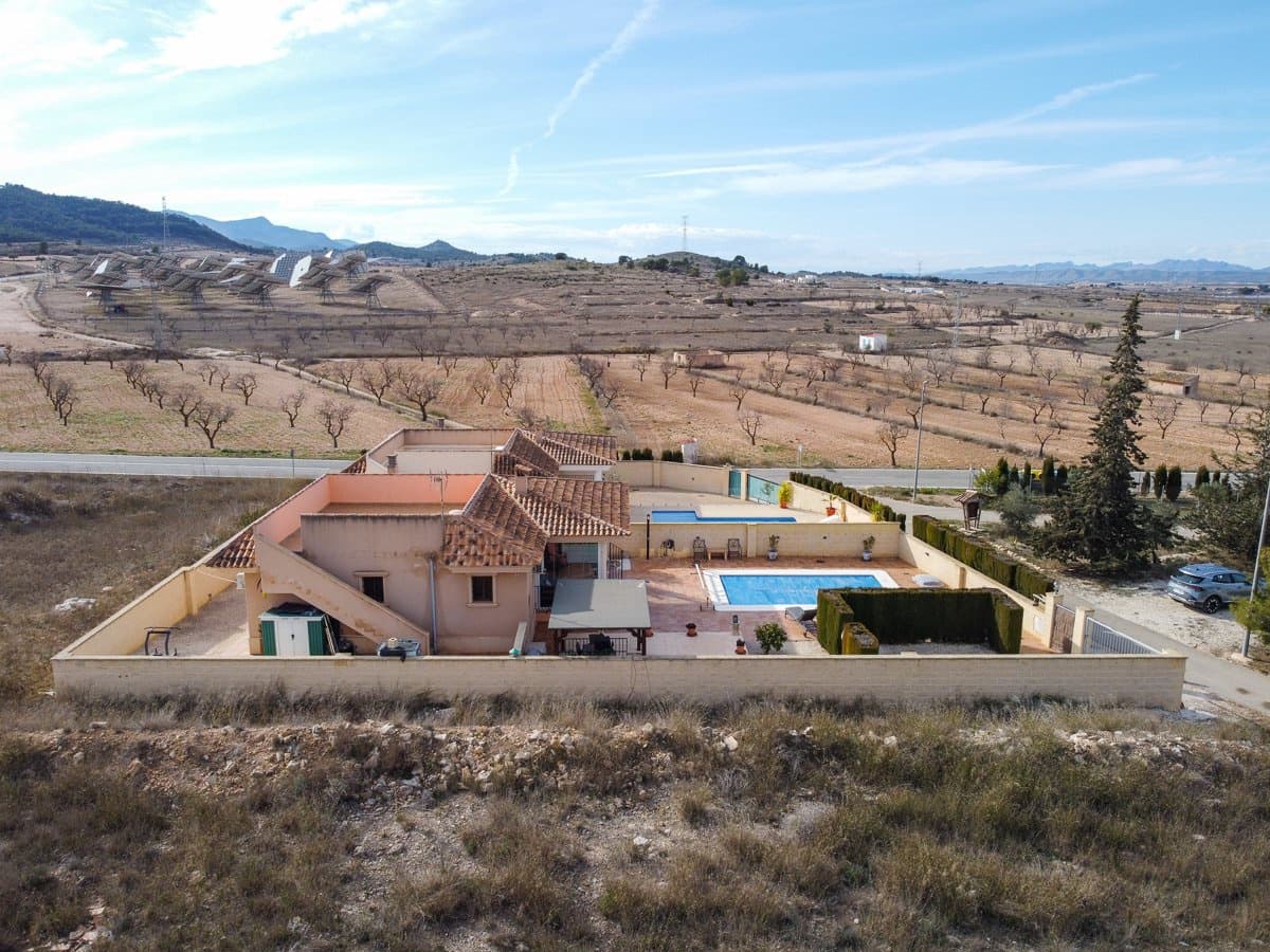 3 quarto Moradia para venda em Jumilla com piscina - 259 995 € (Ref: 9521840)