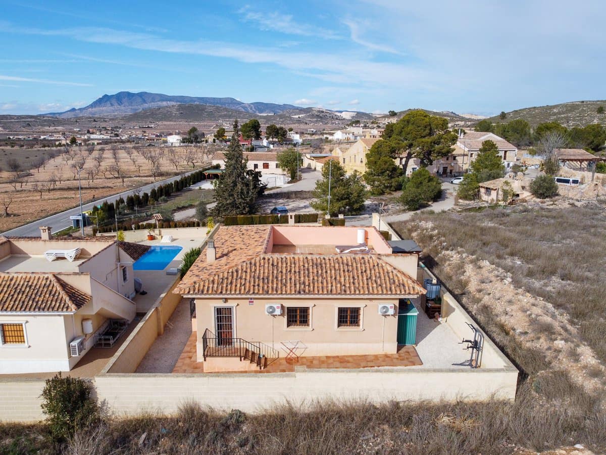 3 quarto Moradia para venda em Jumilla com piscina - 259 995 € (Ref: 9521840)
