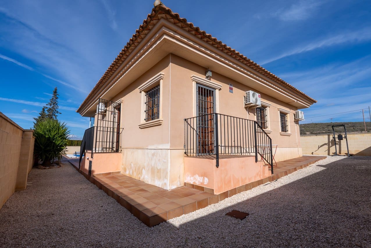 3 quarto Moradia para venda em Jumilla com piscina - 259 995 € (Ref: 9521840)