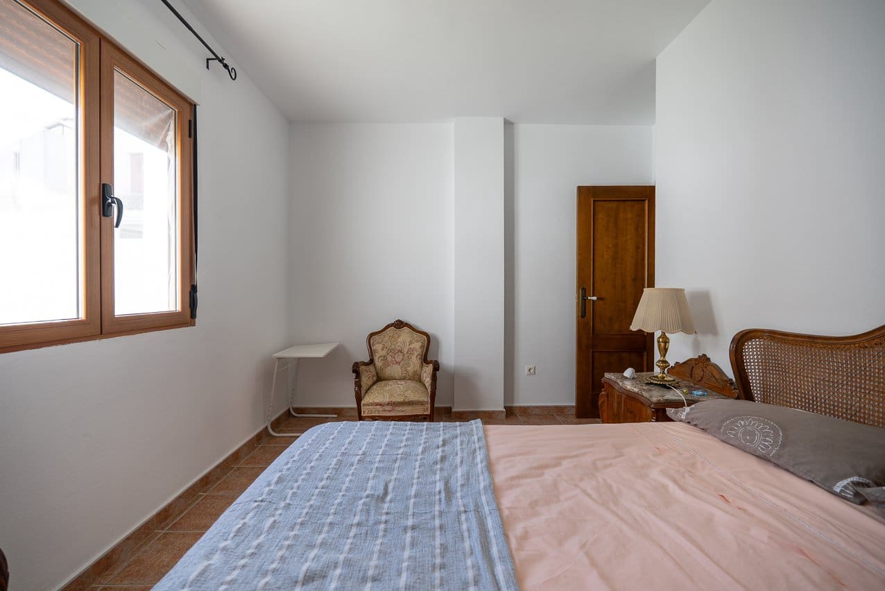 4 soveværelse Byhus til salg i Pinoso med swimmingpool - € 175.000 (Ref: 9539802)