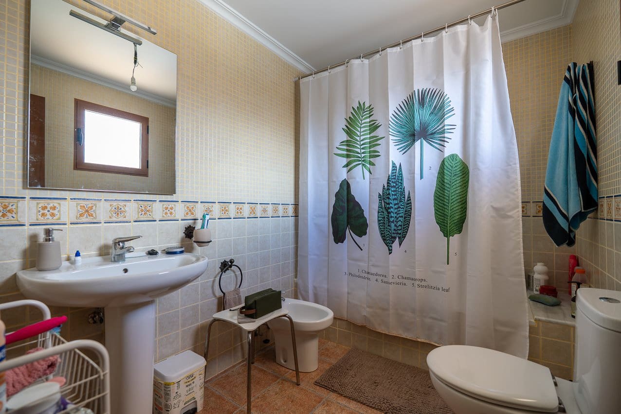 4 soveværelse Byhus til salg i Pinoso med swimmingpool - € 175.000 (Ref: 9539802)