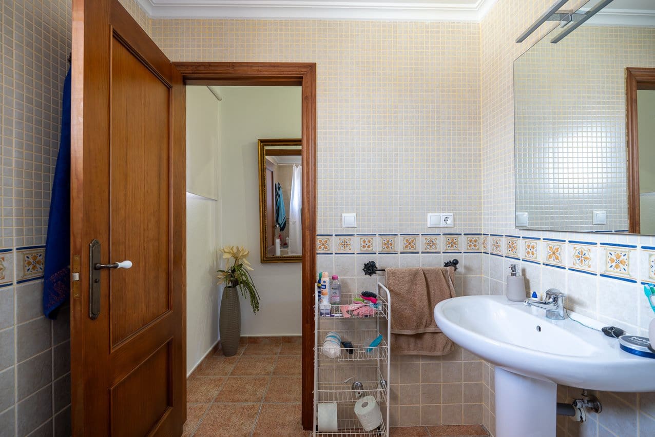 4 soveværelse Byhus til salg i Pinoso med swimmingpool - € 175.000 (Ref: 9539802)