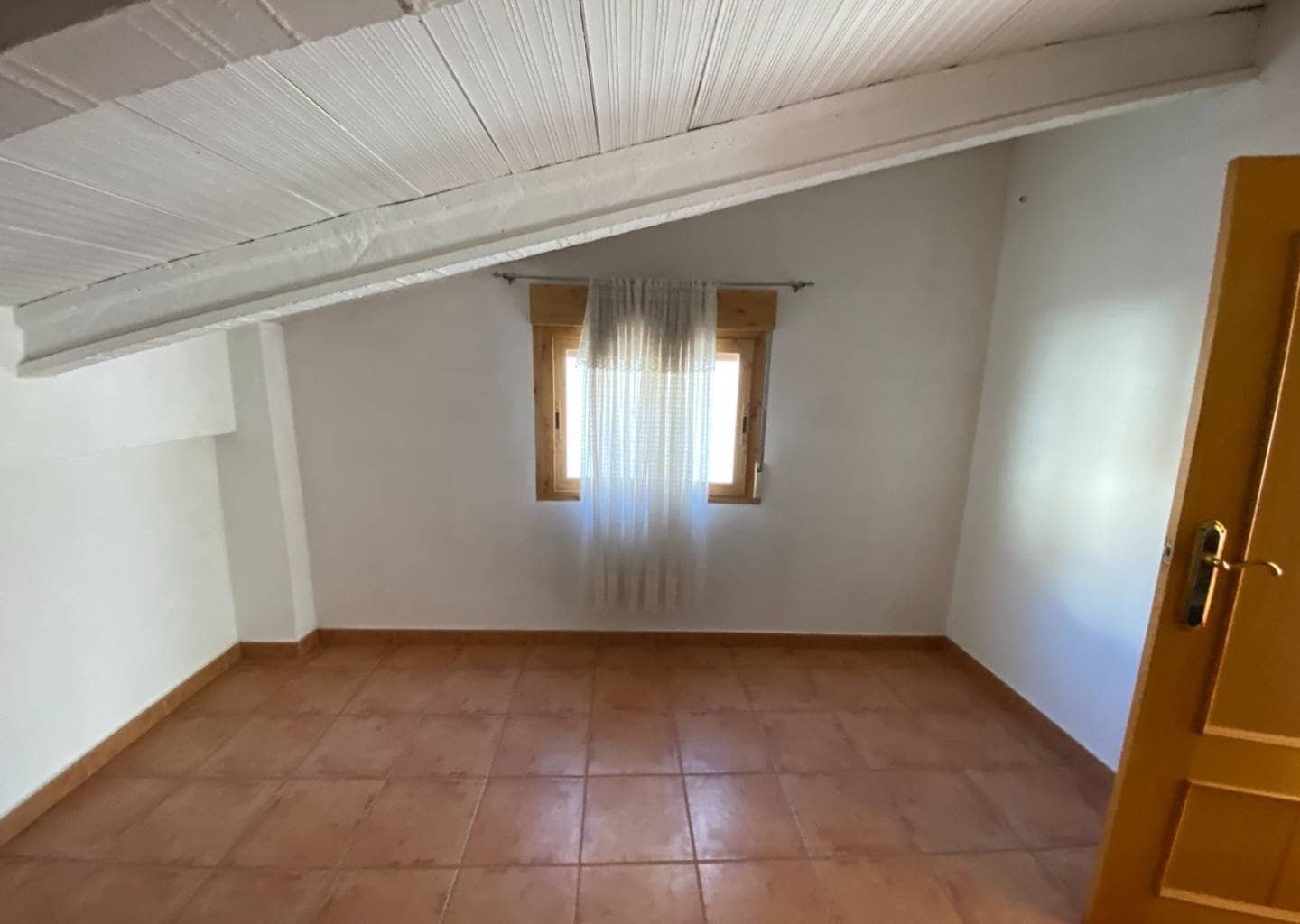 5 soveværelse Byhus til salg i Sax med swimmingpool - € 175.000 (Ref: 9544548)