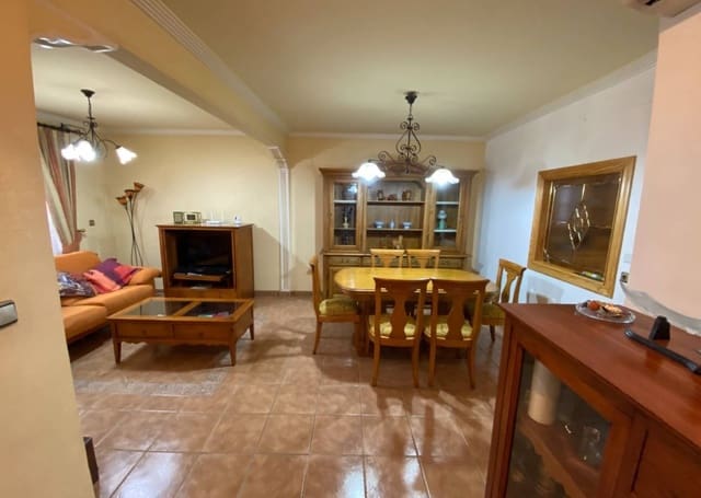 5 quarto Casa em Banda para venda em Sax com piscina - 175 000 € (Ref: 9544548)
