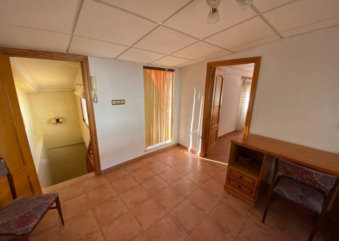 5 soveværelse Byhus til salg i Sax med swimmingpool garage - € 175.000 (Ref: 9544548)