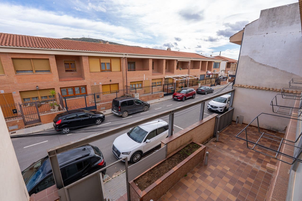 5 soveværelse Byhus til salg i Pinoso med swimmingpool - € 399.950 (Ref: 9548610)