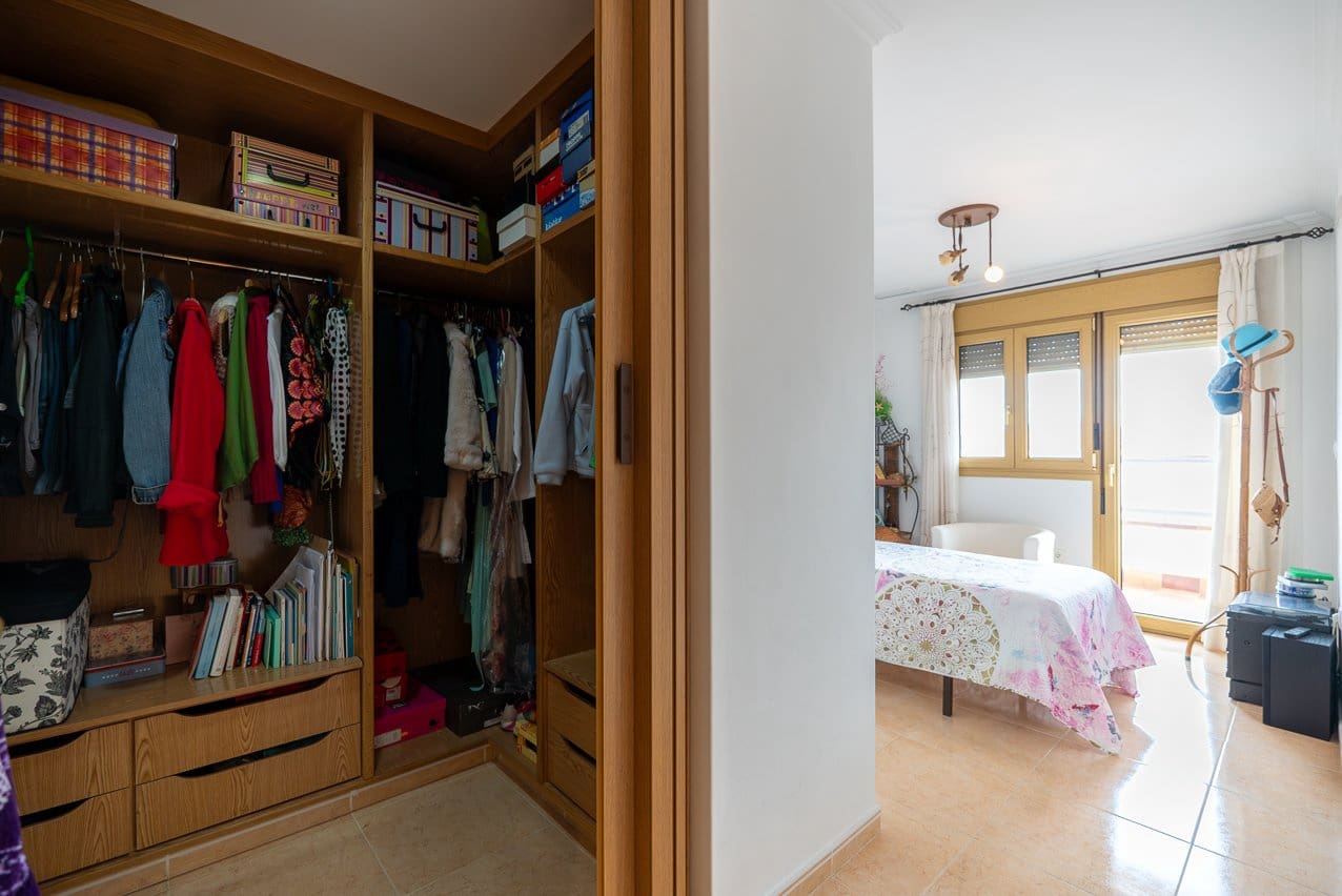 5 soveværelse Byhus til salg i Pinoso med swimmingpool - € 399.950 (Ref: 9548610)