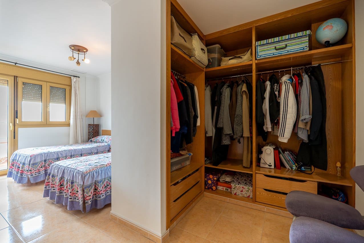 5 soveværelse Byhus til salg i Pinoso med swimmingpool - € 399.950 (Ref: 9548610)